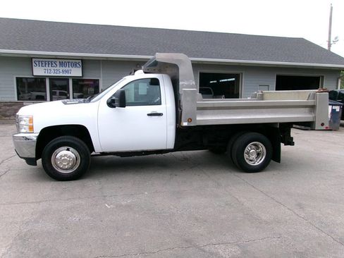 Used 2013 Chevrolet Silverado 3500 W/T w/ Snow Plow Prep Package AWD/4WD image 2