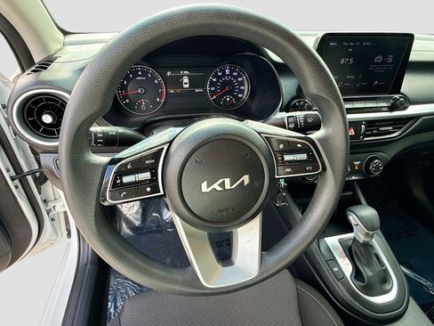 Used 2024 Kia Forte LXS FWD image 36