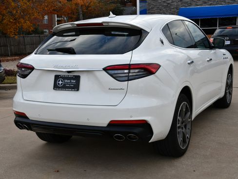 Used 2023 Maserati Levante Modena image 6