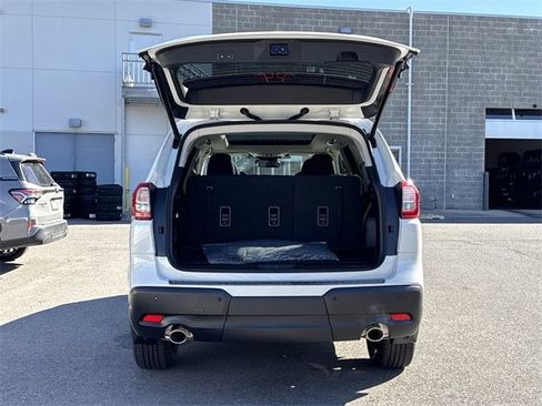 New 2025 Subaru Ascent Onyx Edition image 16