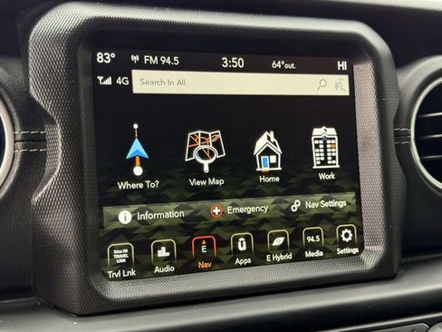 Used 2021 Jeep Wrangler Unlimited Sahara w/ Cold Weather Group AWD/4WD image 16