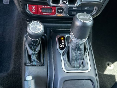 Used 2022 Jeep Wrangler Unlimited Rubicon 4xe w/ Safety Group image 19