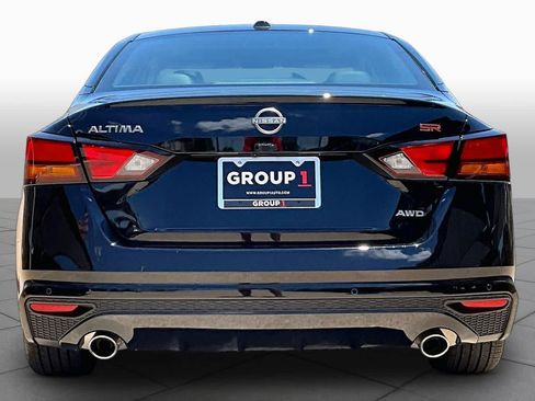 Certified 2025 Nissan Altima 2.5 SR w/ SR Premium Package AWD/4WD image 5