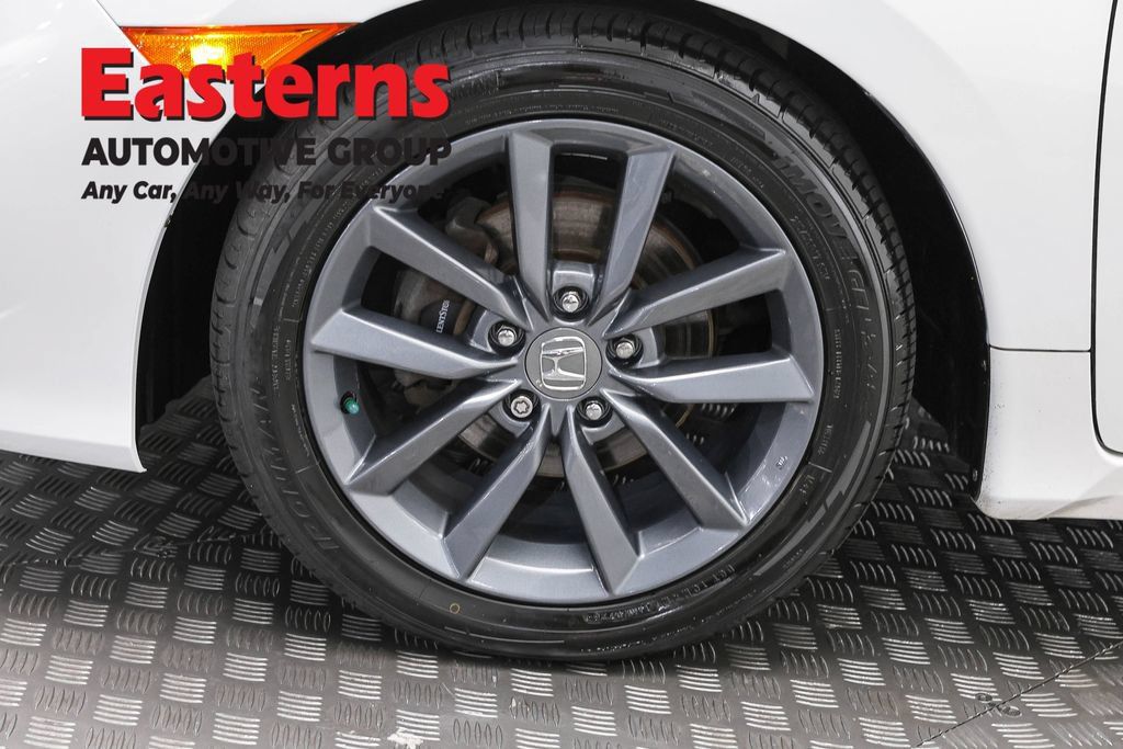 Used 2019 Honda Civic EX image 32
