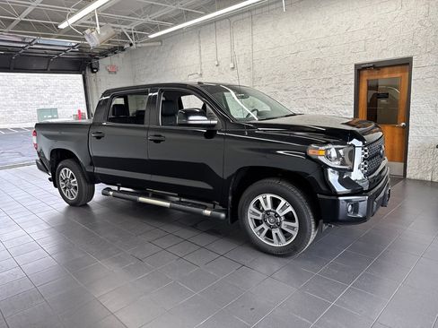 Certified 2019 Toyota Tundra Platinum AWD/4WD image 1