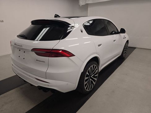 Used 2023 Maserati Grecale Modena AWD/4WD image 6