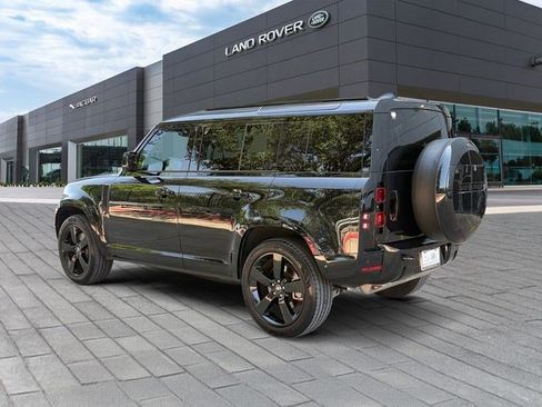 Certified 2025 Land Rover Defender 110 X-Dynamic SE AWD/4WD image 3