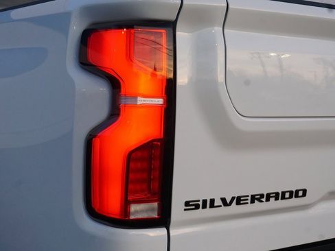 New 2026 Chevrolet Silverado 2500 ZR2 w/ LPO, Dark Essentials Package image 33