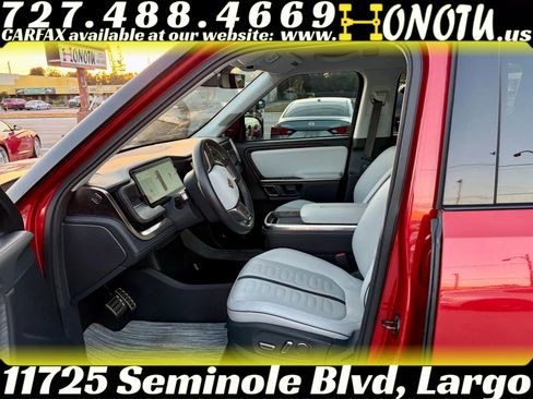 Used 2023 Rivian R1T Adventure image 14