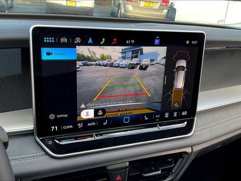 New 2025 Volkswagen Tiguan SE AWD/4WD image 22