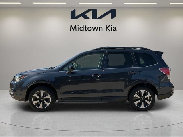 Used 2017 Subaru Forester 2.5i Limited AWD/4WD image 6