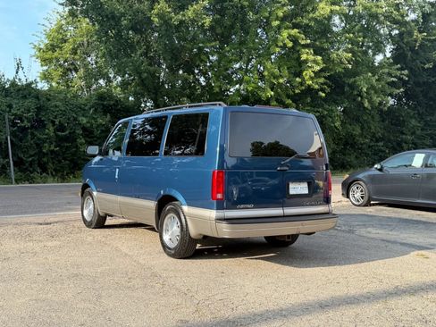 Used 2002 Chevrolet Astro RWD image 13