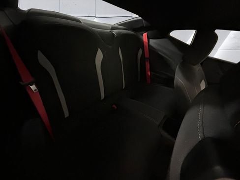 Used 2022 Chevrolet Camaro SS RWD image 16