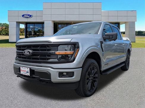 Used 2025 Ford F150 XLT w/ Equipment Group 302A MID AWD/4WD image 4