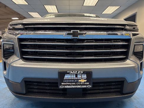 New 2026 Chevrolet Traverse LT w/ LPO, Floor Liner Package FWD image 13