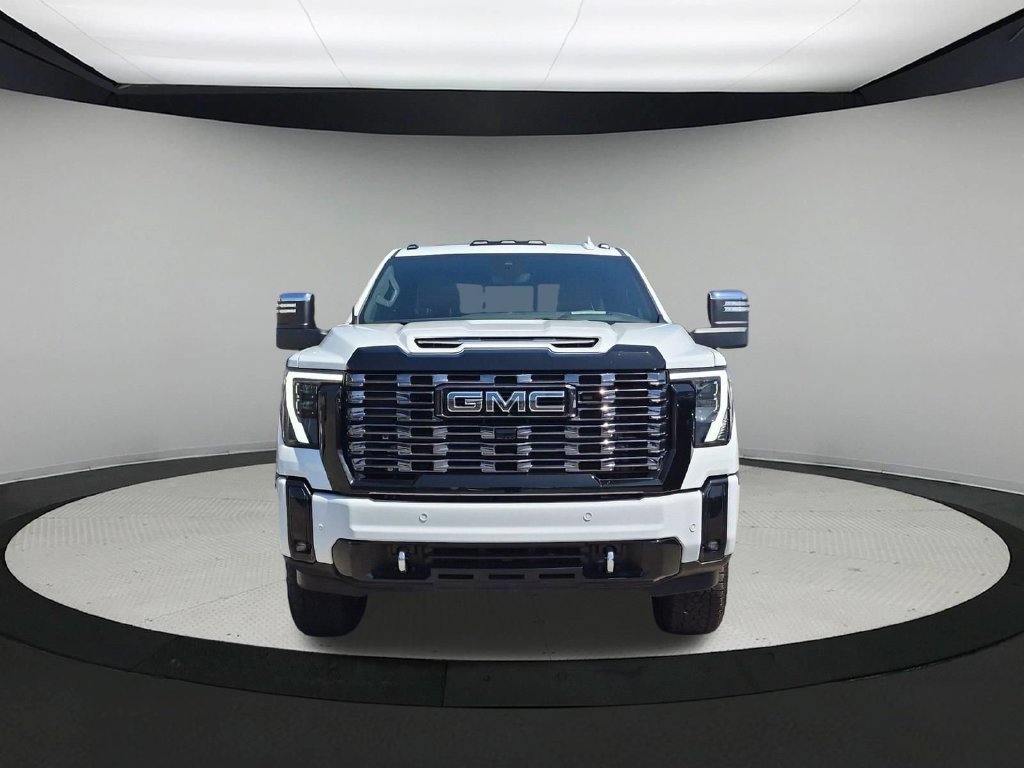 Certified 2025 GMC Sierra 3500 Denali Ultimate AWD/4WD image 7
