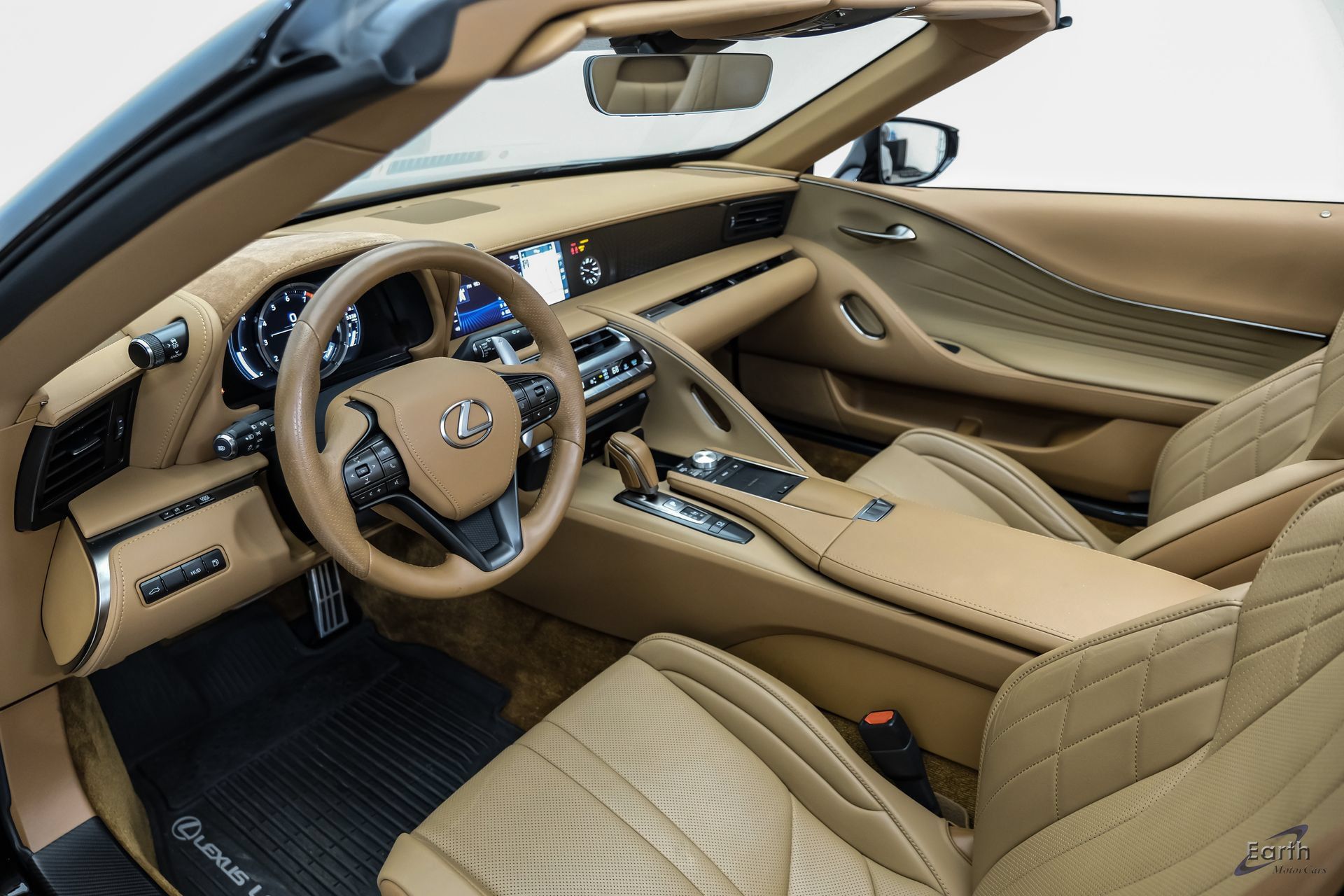 Used 2021 Lexus LC 500 Convertible w/ Touring Package RWD image 2