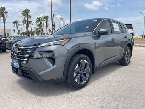 Certified 2025 Nissan Rogue SV FWD image 1