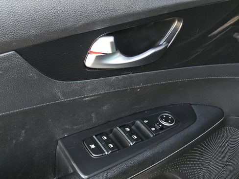 Used 2023 Kia Forte GT-Line w/ GT-Line Premium Package FWD image 27