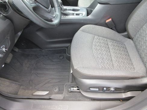 Used 2024 Chevrolet Equinox LT w/ LPO, Floor Liner Package FWD image 20