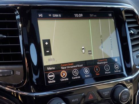 Used 2021 Jeep Grand Cherokee Overland image 28