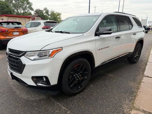 Used 2018 Chevrolet Traverse Premier w/ Redline Edition AWD/4WD image 3