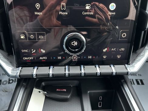 New 2026 GMC Acadia Elevation w/ Black Edition image 29