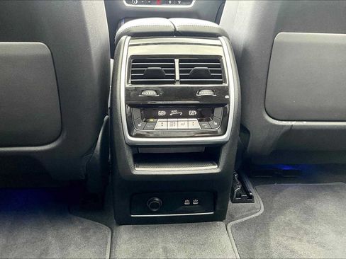 Certified 2024 BMW X7 xDrive40i AWD/4WD image 33