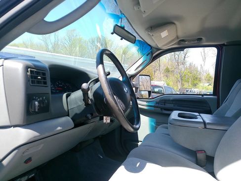 Used 2004 Ford F250 XLT AWD/4WD image 31