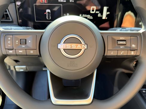 New 2026 Nissan Kicks SV w/ SV Premium Package FWD image 16