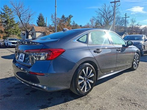 Certified 2023 Honda Civic EX image 6