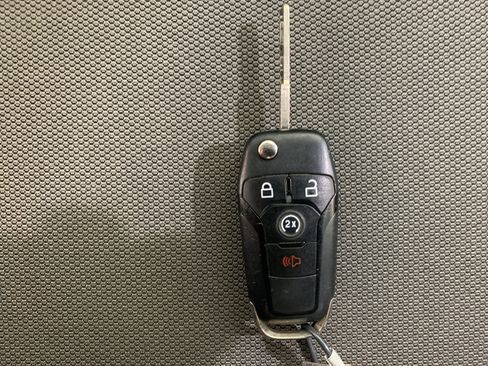 Used 2019 Ford F150 XLT w/ Equipment Group 302A Luxury AWD/4WD image 24