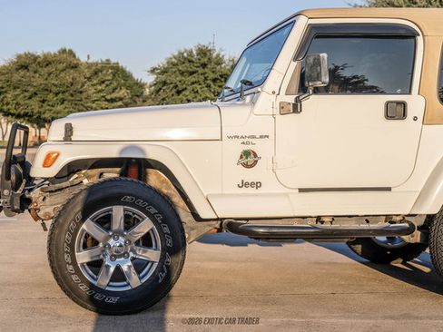 Used 2000 Jeep Wrangler Sahara AWD/4WD image 4