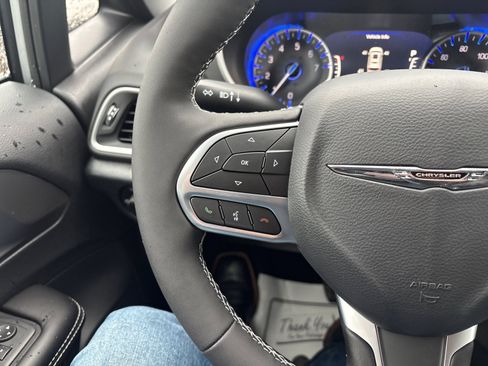 New 2026 Chrysler Voyager LX image 24