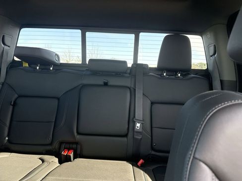 Certified 2022 Chevrolet Silverado 3500 LT w/ Convenience Package image 11