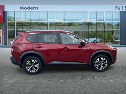 Certified 2023 Nissan Rogue SV w/ SV Premium B Package FWD image 4