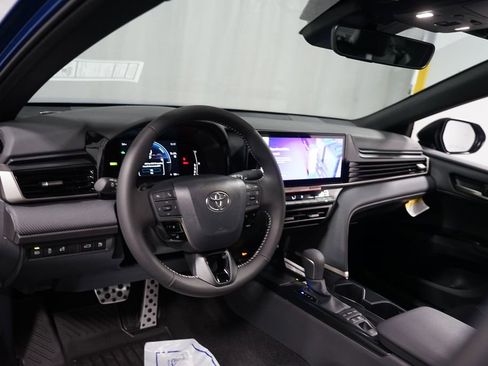 New 2026 Toyota Camry SE image 11