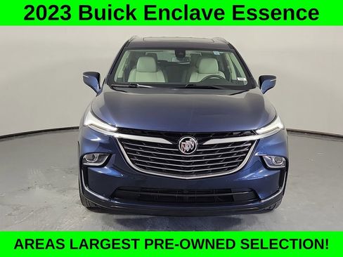 Used 2023 Buick Enclave Essence w/ Experience Buick Package FWD image 2
