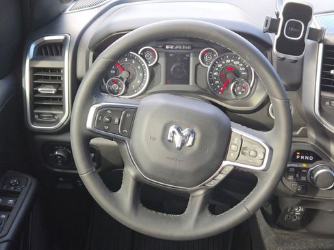 Used 2025 RAM 1500 Lone Star AWD/4WD image 17