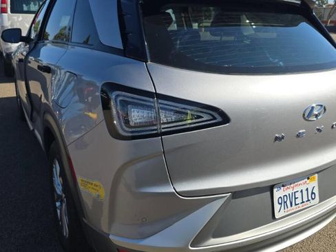 Used 2022 Hyundai Nexo Blue image 5