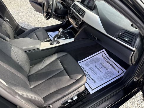 Used 2016 BMW 320i xDrive Sedan image 22