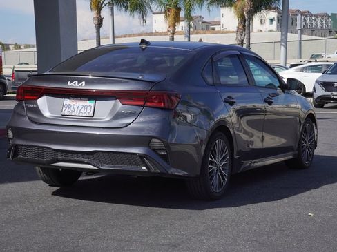 Used 2022 Kia Forte GT-Line w/ GT-Line Technology Package FWD image 3