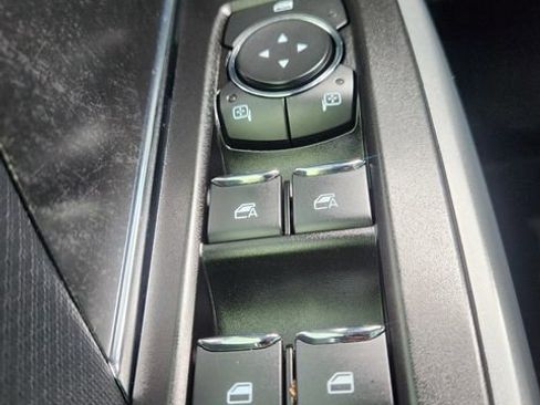 Used 2022 Ford F150 XLT w/ Equipment Group 302A High image 34