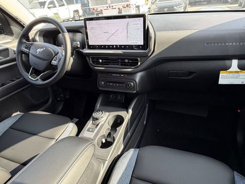 New 2026 Ford Bronco Sport Outer Banks w/ Outer Banks Tech Package+ AWD/4WD image 12