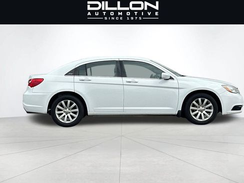 Used 2013 Chrysler 200 Touring w/ Cold Weather Group FWD image 3