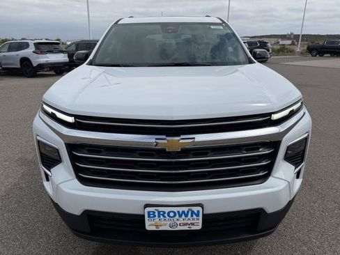 New 2026 Chevrolet Traverse LT image 4