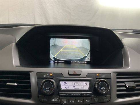 Used 2016 Honda Odyssey Touring Elite image 28
