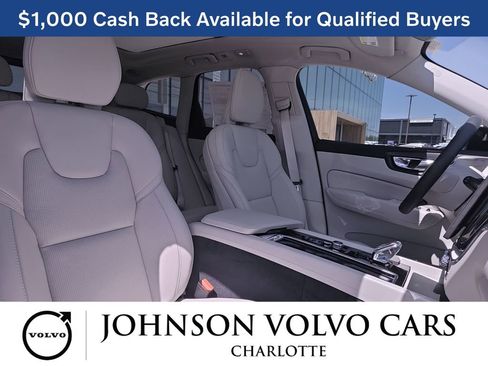 New 2026 Volvo XC60 B5 Ultra w/ Protection Package Premier AWD/4WD image 10