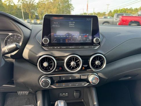 Used 2023 Nissan Sentra SV FWD image 22