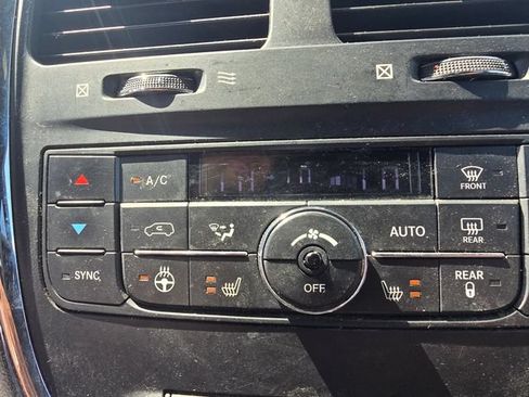 Used 2017 Dodge Grand Caravan GT FWD image 22
